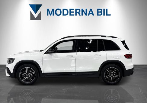 Mercedes-Benz GLB 200, 2023