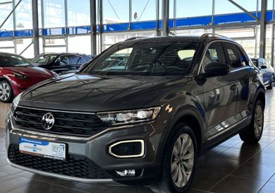 Volkswagen T-Roc, 2021