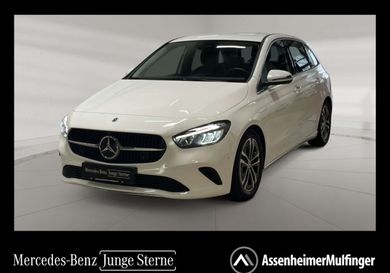 Mercedes-Benz B 180, 2025