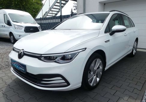 Volkswagen Golf, 2022