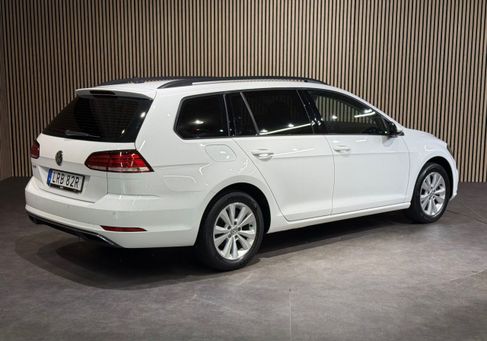 Volkswagen Golf, 2019 3