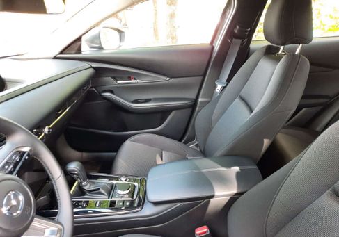 Mazda CX-30, 2025
