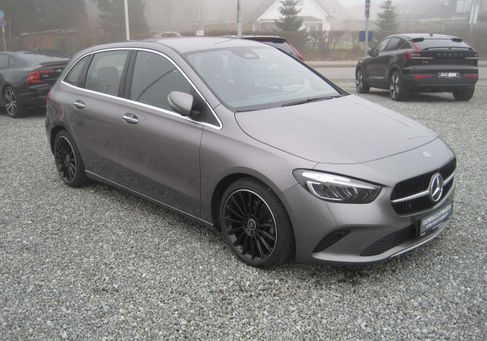 Mercedes-Benz B 200, 2023