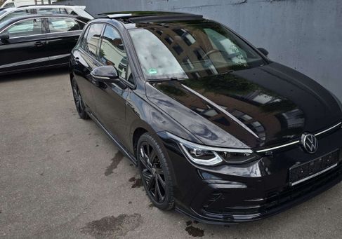 Volkswagen Golf, 2023 2