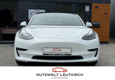 Tesla Model 3, 2020