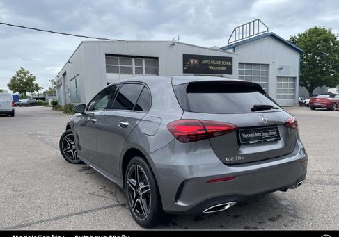 Mercedes-Benz A 250, 2023