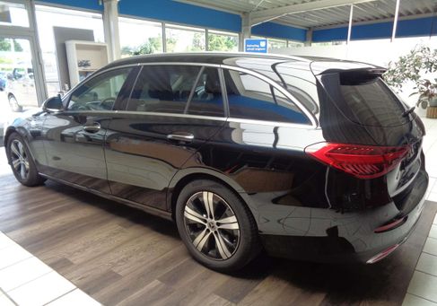 Mercedes-Benz C 200, 2023