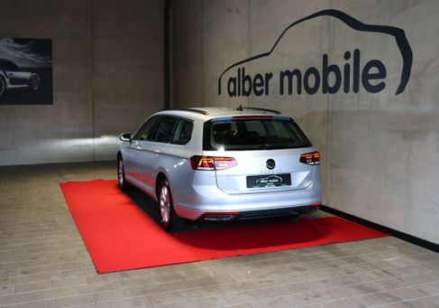 Volkswagen Passat Variant, 2022 3
