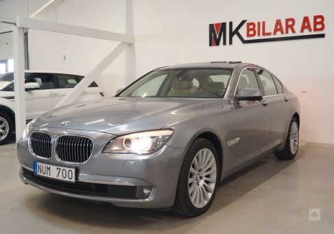 BMW 730, 2012