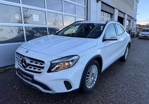 Mercedes-Benz GLA 200, 2019