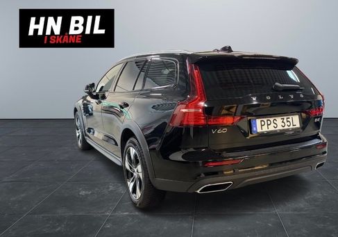 Volvo V60 Cross Country, 2022