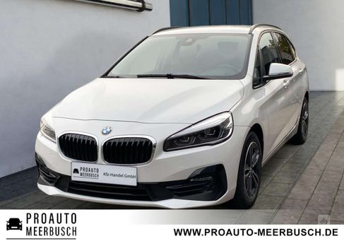 BMW 218, 2021