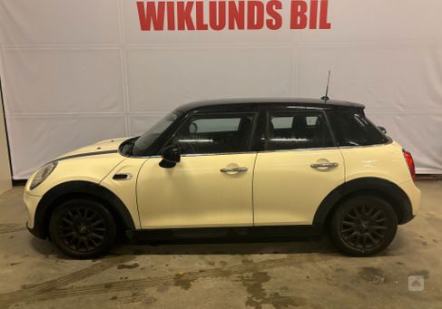 MINI, 2015