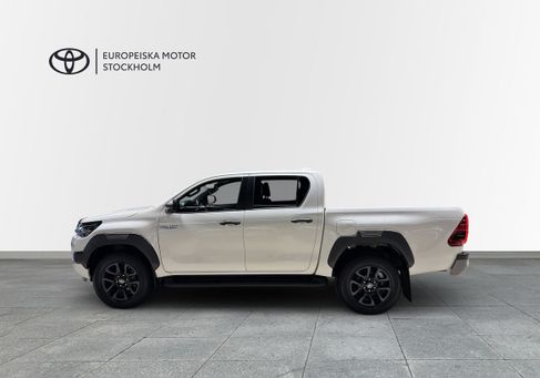 Toyota Hilux, 2024 3