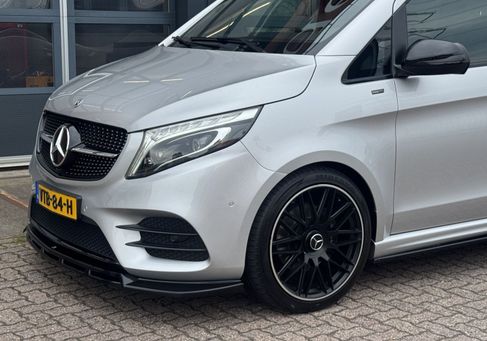 Mercedes-Benz V 220, 2023