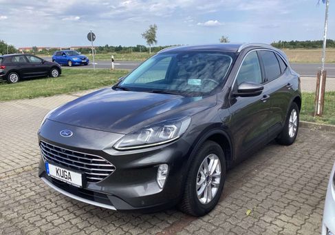 Ford Kuga, 2022
