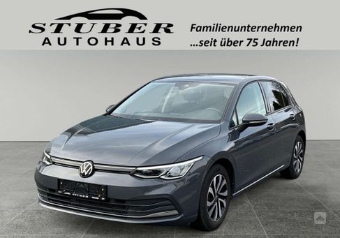 Volkswagen Golf, 2022