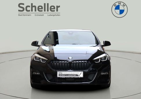 BMW 220, 2023
