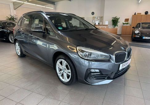 BMW 218, 2018