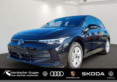 Volkswagen Golf, 2024