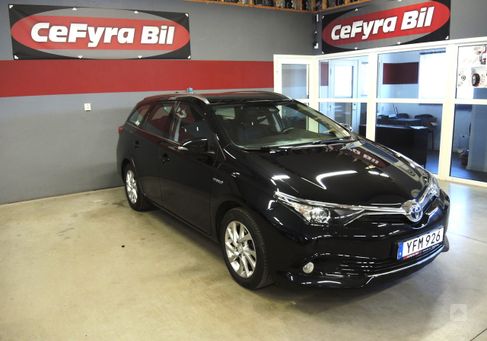 Toyota Auris Touring Sports, 2016