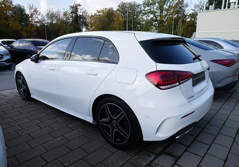 Mercedes-Benz A 200, 2023 3