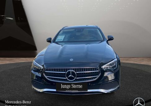 Mercedes-Benz E 300, 2022