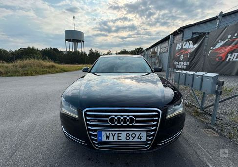 Audi A8, 2011