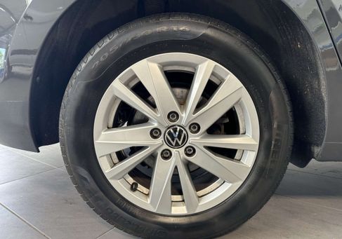Volkswagen Touran, 2022 3