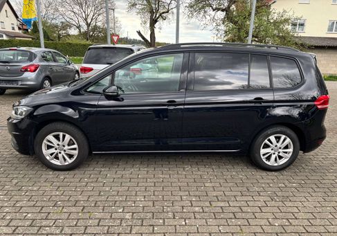 Volkswagen Touran, 2019 2