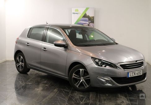 Peugeot 308, 2015