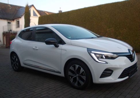 Renault Clio, 2022