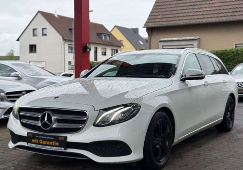 Mercedes-Benz E 200, 2017