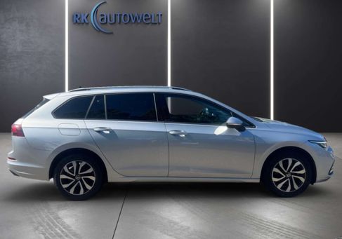 Volkswagen Golf, 2022 3
