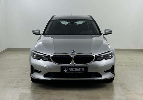 BMW 320, 2020