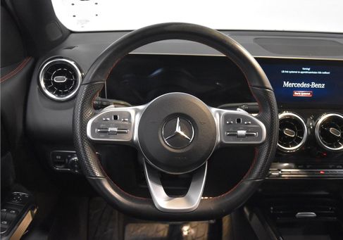 Mercedes-Benz GLB 200, 2020