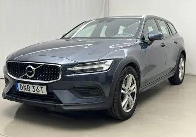 Volvo V60 Cross Country, 2022