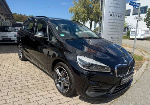 BMW 218, 2019 3