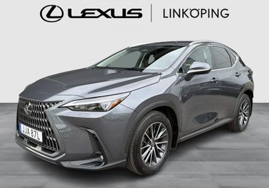 Lexus NX, 2025