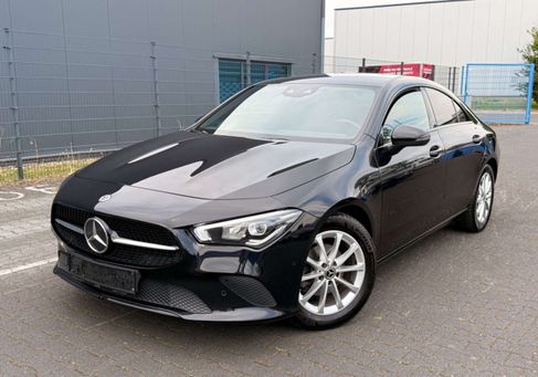 Mercedes-Benz CLA 180, 2021