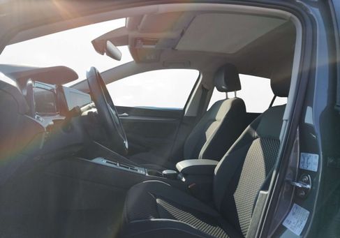 Volkswagen Golf, 2022 2