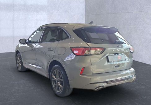Ford Kuga, 2022