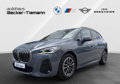 BMW 220, 2025