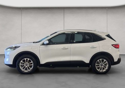 Ford Kuga, 2022