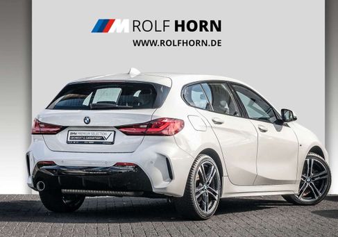 BMW 118, 2024 2