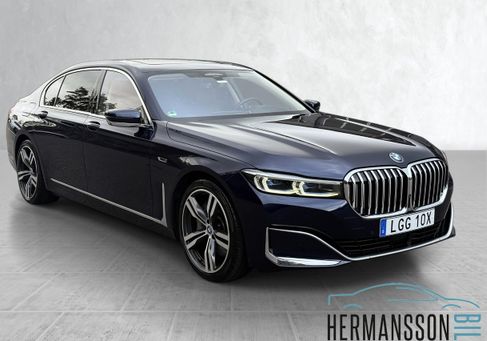 BMW 745, 2022