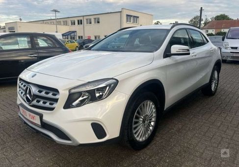 Mercedes-Benz GLA 180, 2019