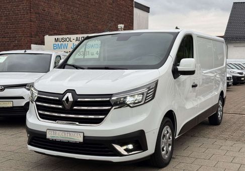 Renault Trafic, 2023 3