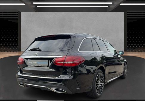 Mercedes-Benz C 300, 2021 3