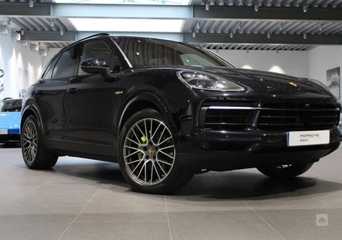 Porsche Cayenne, 2022